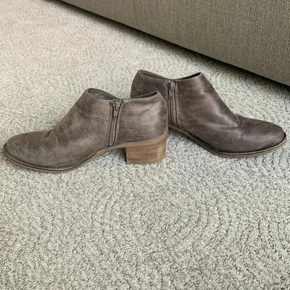 Carlos by Carlos Santana Conroy ankle bootie size 9.5 - Picture 3 of 8